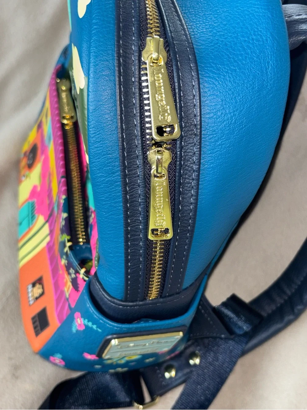 DISNEY/Parks ENCANTO Loungefly WMN/GRLS Mini Backpack Handbag -